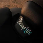 autocolante-holografico-braaplife-banco-mota-personalizado